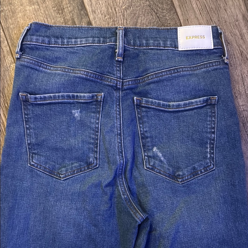 Express Distressed Jeans - Picture 7 of 11